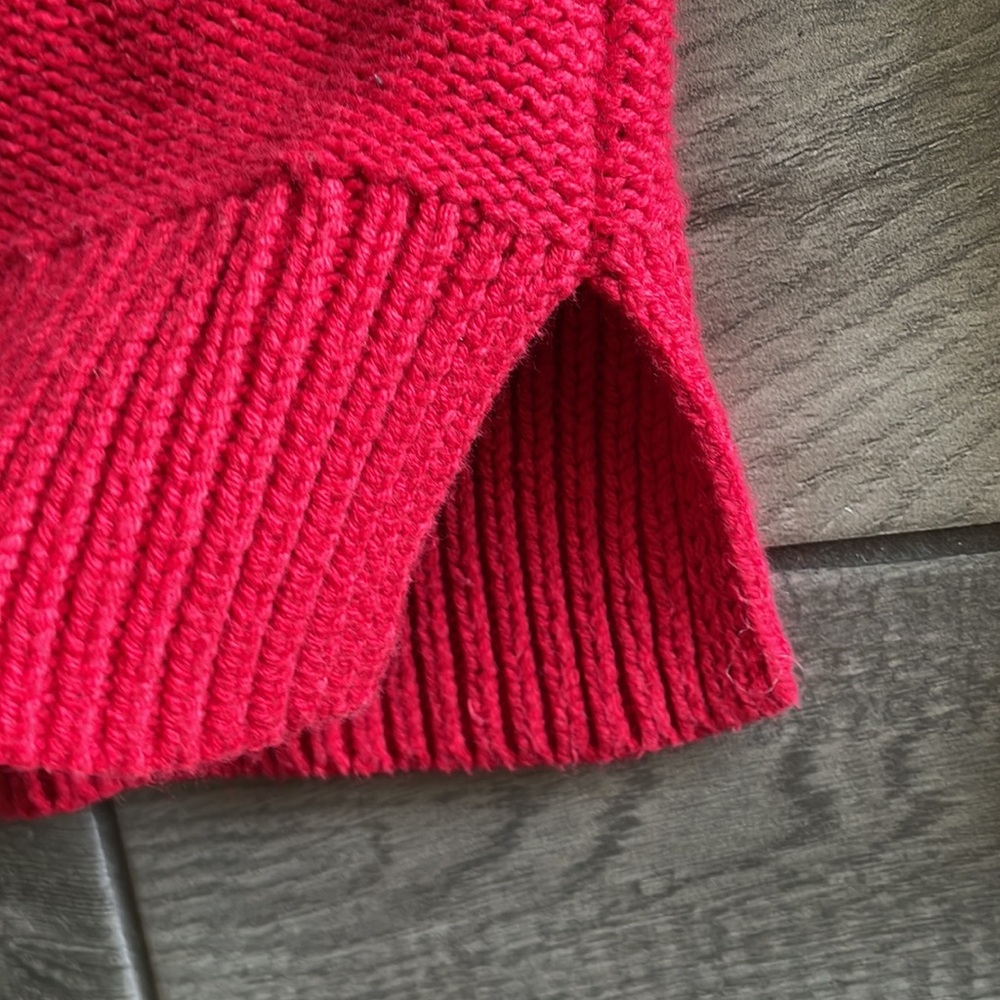 Womens Old Navy Sweater - Picture 6 of 12